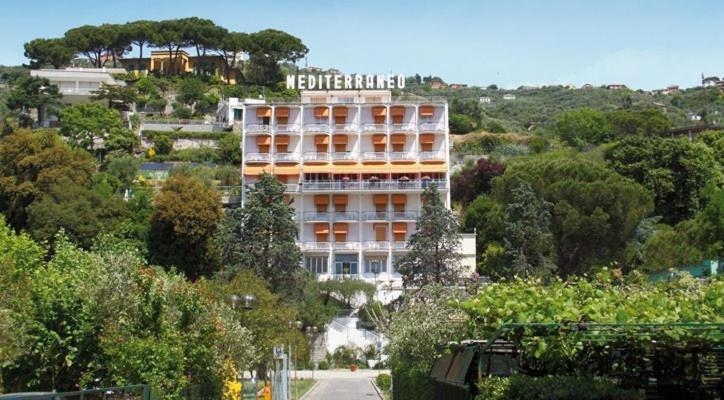 Hotel Mediterraneo Cavi di Lavagna Εξωτερικό φωτογραφία